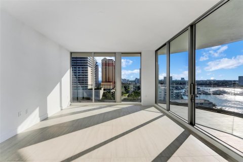 Condominio en venta en Fort Lauderdale, Florida, 4 dormitorios, 301 m2 № 2374848 - foto 16