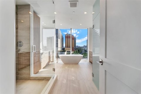 Condominio en venta en Fort Lauderdale, Florida, 4 dormitorios, 301 m2 № 2374848 - foto 21