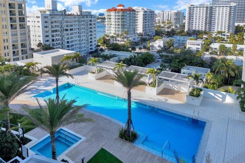 Condominio en venta en Fort Lauderdale, Florida, 4 dormitorios, 301 m2 № 2374848 - foto 23