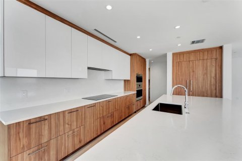 Condominio en venta en Fort Lauderdale, Florida, 4 dormitorios, 301 m2 № 2374848 - foto 30
