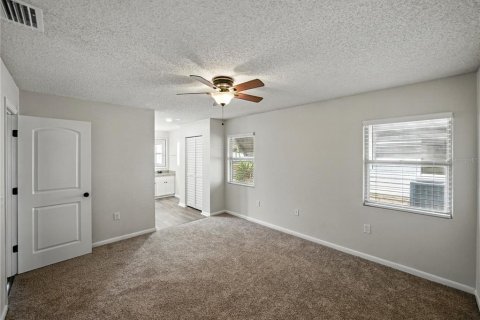 House in Lakeland, Florida 2 bedrooms, 125.42 sq.m. № 1673461 - photo 23