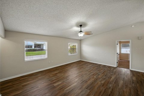 House in Lakeland, Florida 2 bedrooms, 125.42 sq.m. № 1673461 - photo 17