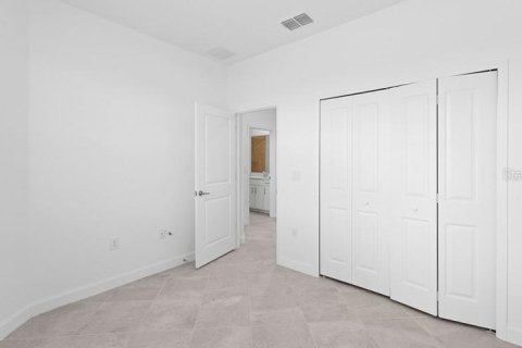 House in Englewood, Florida 2 bedrooms, 145.3 sq.m. № 1840530 - photo 6