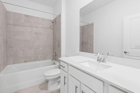 House in Englewood, Florida 2 bedrooms, 145.3 sq.m. № 1840530 - photo 7