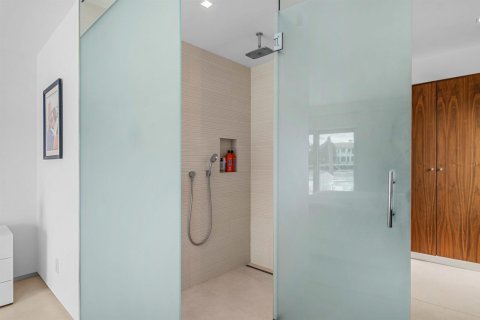 Villa ou maison à louer à Fort Lauderdale, Floride: 3 chambres, 177.81 m2 № 2274470 - photo 23