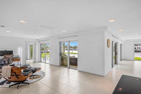 Villa ou maison à louer à Fort Lauderdale, Floride: 3 chambres, 177.81 m2 № 2274470 - photo 11