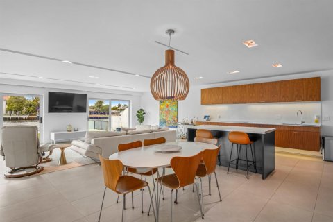 Villa ou maison à louer à Fort Lauderdale, Floride: 3 chambres, 177.81 m2 № 2274470 - photo 15
