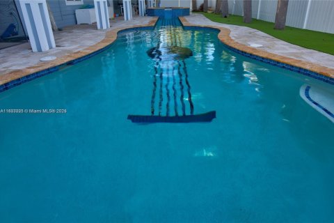 Casa en venta en Key Largo, Florida, 4 dormitorios, 271.83 m2 № 1811392 - foto 21