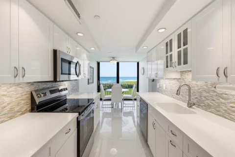 Copropriété à vendre à Palm Beach, Floride: 3 chambres, 196.86 m2 № 2262218 - photo 18