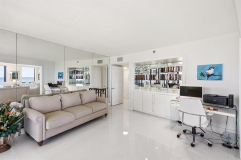 Copropriété à vendre à Palm Beach, Floride: 3 chambres, 196.86 m2 № 2262218 - photo 11