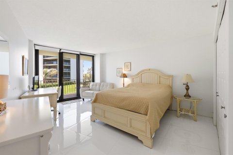 Copropriété à vendre à Palm Beach, Floride: 3 chambres, 196.86 m2 № 2262218 - photo 27