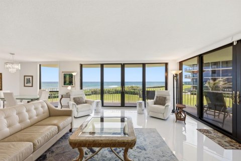 Copropriété à vendre à Palm Beach, Floride: 3 chambres, 196.86 m2 № 2262218 - photo 2