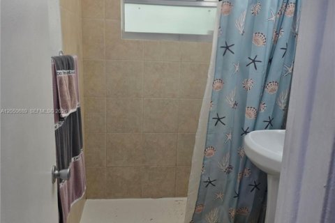 Immobilier commercial à vendre à Opa-locka, Floride: 130.81 m2 № 2187178 - photo 29
