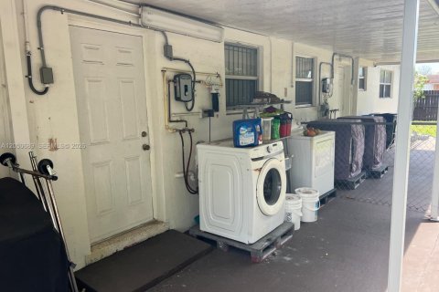 Immobilier commercial à vendre à Opa-locka, Floride: 130.81 m2 № 2187178 - photo 20