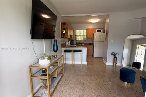Immobilier commercial à vendre à Opa-locka, Floride: 130.81 m2 № 2187178 - photo 10