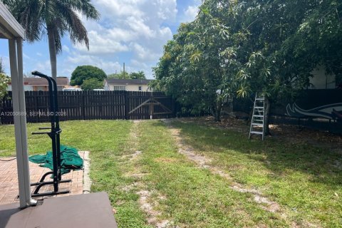 Immobilier commercial à vendre à Opa-locka, Floride: 130.81 m2 № 2187178 - photo 25