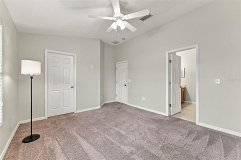 Touwnhouse à vendre à Pinellas Park, Floride: 3 chambres, 131.92 m2 № 2410329 - photo 21