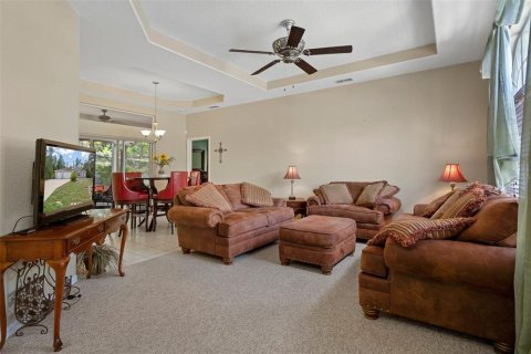 House in Homosassa, Florida 4 bedrooms, 174.66 sq.m. № 1716633 - photo 2