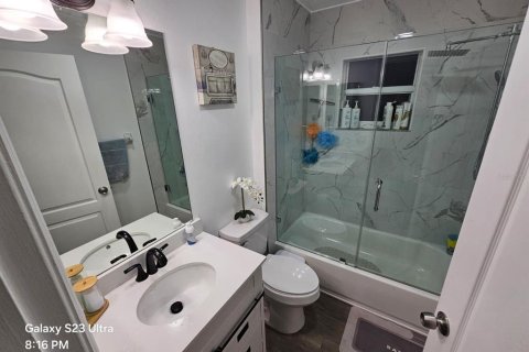 Снять в аренду виллу или дом в Сеффнер, Флорида 3 комнаты, 175.77м2, № 2107464 - фото 6