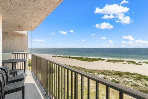 Condo à Clearwater, Floride, 2 chambres  № 2120277