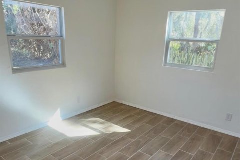 House in Lake Placid, Florida 4 bedrooms, 167.22 sq.m. № 2083948 - photo 9