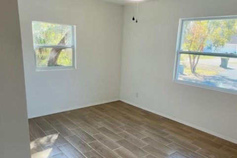 House in Lake Placid, Florida 4 bedrooms, 167.22 sq.m. № 2083948 - photo 14