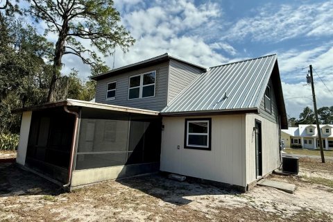 House in Lake Placid, Florida 4 bedrooms, 167.22 sq.m. № 2083948 - photo 24