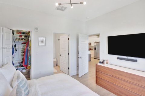 Copropriété à louer à Doral, Floride: 2 chambres, 105.44 m2 № 1964316 - photo 11