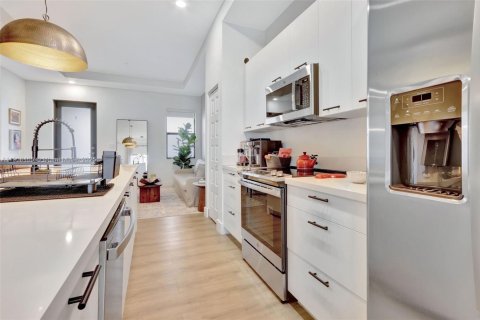 Copropriété à louer à Doral, Floride: 2 chambres, 105.44 m2 № 1964316 - photo 9