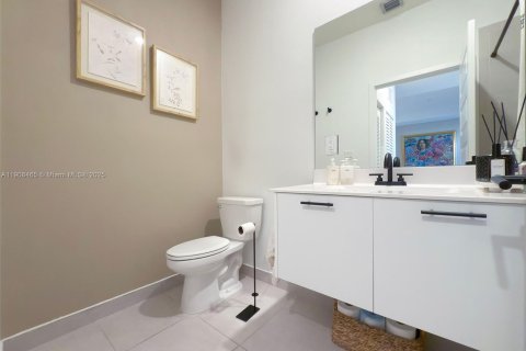 Copropriété à louer à Doral, Floride: 2 chambres, 105.44 m2 № 1964316 - photo 15