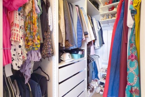 Copropriété à louer à Doral, Floride: 2 chambres, 105.44 m2 № 1964316 - photo 13