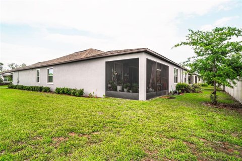 Villa ou maison à louer à Land O' Lakes, Floride: 3 chambres, 182.83 m2 № 2114452 - photo 28