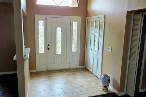 House in Deltona, Florida 3 bedrooms, 182.92 sq.m. № 2404631 - photo 12