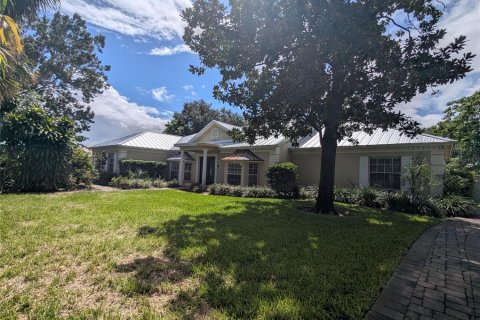 House in Orlando, Florida 5 bedrooms, 257.53 sq.m. № 1908275 - photo 2