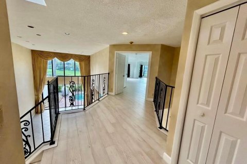 Townhouse in Boca Raton, Florida 3 bedrooms, 251.58 sq.m. № 2376943 - photo 16