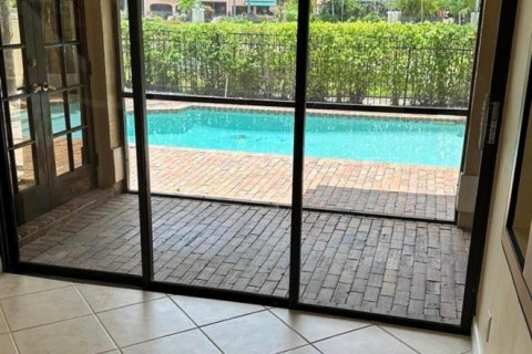 Townhouse in Boca Raton, Florida 3 bedrooms, 251.58 sq.m. № 2376943 - photo 9