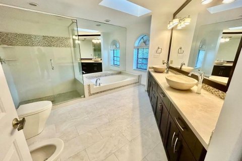 Townhouse in Boca Raton, Florida 3 bedrooms, 251.58 sq.m. № 2376943 - photo 20