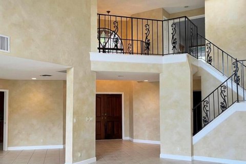 Townhouse in Boca Raton, Florida 3 bedrooms, 251.58 sq.m. № 2376943 - photo 4