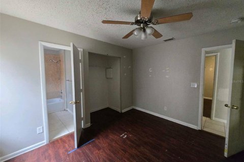 Casa en venta en Tampa, Florida, 3 dormitorios, 97.73 m2 № 2322563 - foto 7