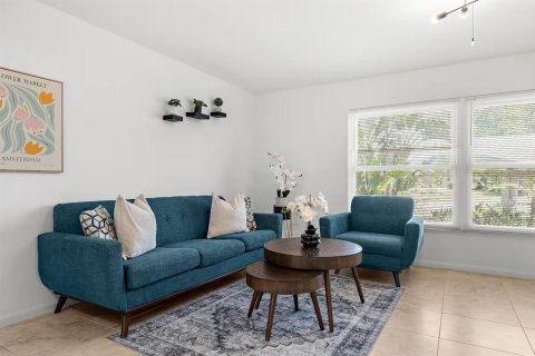 Casa en venta en Port Charlotte, Florida, 3 dormitorios, 155.61 m2 № 1787393 - foto 8