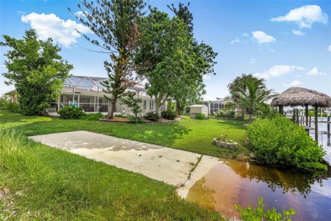 Casa en venta en Port Charlotte, Florida, 3 dormitorios, 155.61 m2 № 1787393 - foto 28