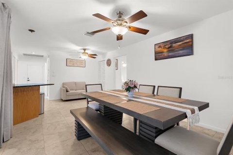 Casa en venta en Port Charlotte, Florida, 3 dormitorios, 155.61 m2 № 1787393 - foto 18