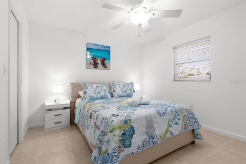 Casa en venta en Port Charlotte, Florida, 3 dormitorios, 155.61 m2 № 1787393 - foto 24