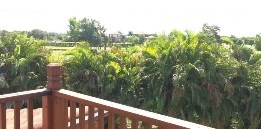 Apartamento en Wellington, Florida 4 dormitorios, 157.93 m2 № 850021