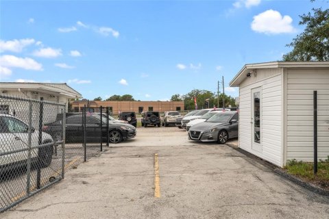 Propiedad comercial en venta en Orlando, Florida, 68.56 m2 № 2223800 - foto 17