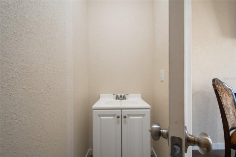 Propiedad comercial en venta en Orlando, Florida, 68.56 m2 № 2223800 - foto 7