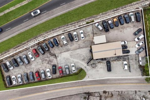Propiedad comercial en venta en Orlando, Florida, 68.56 m2 № 2223800 - foto 29