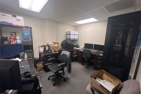 Propiedad comercial en alquiler en Tampa, Florida, 2785.67 m2 № 1835303 - foto 30