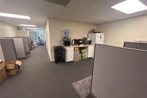 Propiedad comercial en alquiler en Tampa, Florida, 2785.67 m2 № 1835303 - foto 23
