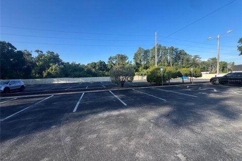 Propiedad comercial en alquiler en Tampa, Florida, 2785.67 m2 № 1835303 - foto 7
